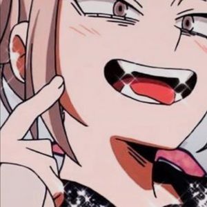 Meet your Posher, Claudia.n